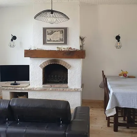 Belle Maison Avec Jardin En Provence بيت للعطل Saint-Étienne-les-Orgues